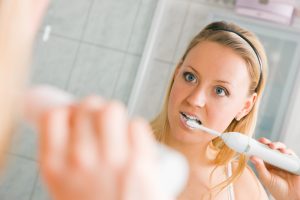 Periajul dentar optim: 5 metode pentru o igienă orală superioară