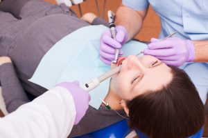 Rolul extracțiilor dentare în tratamentul ortodontic